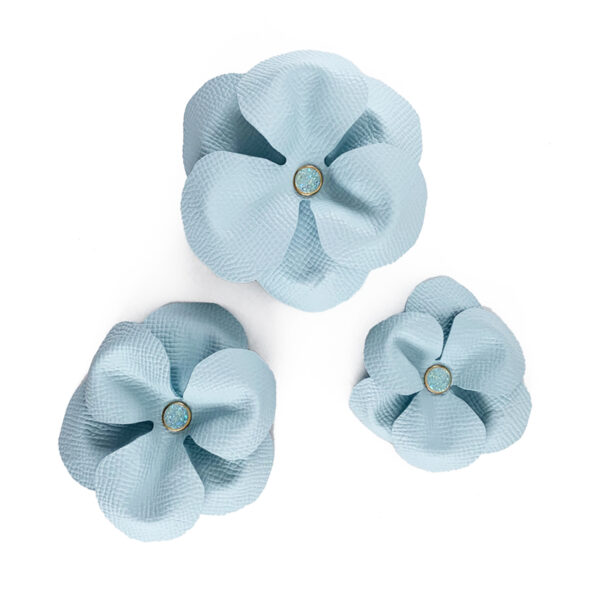 three light blue dog flower collar sliders